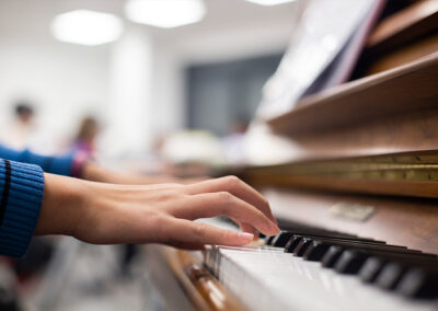 Colegio Aquila · Secundaria